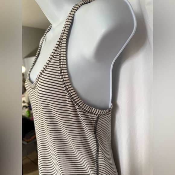 Lululemon Modern Racerback Parallel Stripe Heathered White Heathered Grey Size 8 - Picture 5 of 11